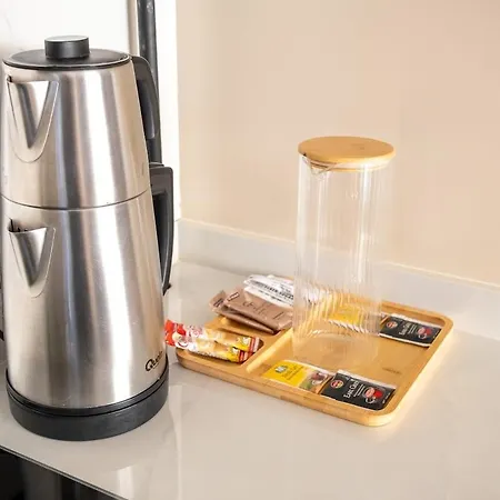 Sweet - West Apartment