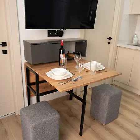 Apartman Sweet - West *