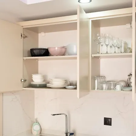 Apartman Sweet - West *